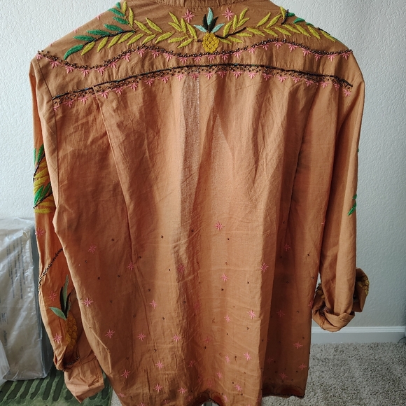 FARM RIO Mystic Embroidered + Beaded Button-Up Shirt Small - Picture 6 of 10